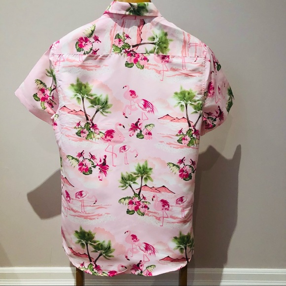 NWOT pink Maui Maui flamingos & dunes button down collared short sleeved  sz M - Picture 2 of 7